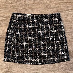 Abercrombie Chic Black and White Tweed Skort